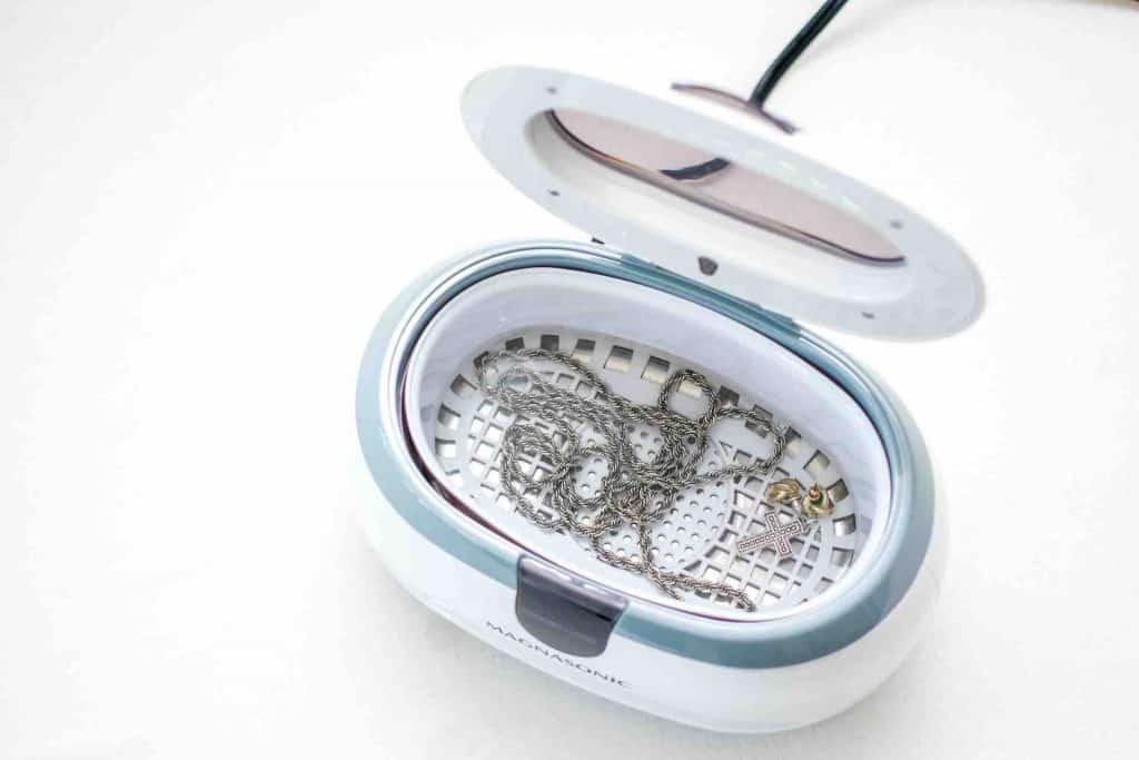 Best 3 DIY Jewellery Cleaning Methods Jewellink Handy Tips